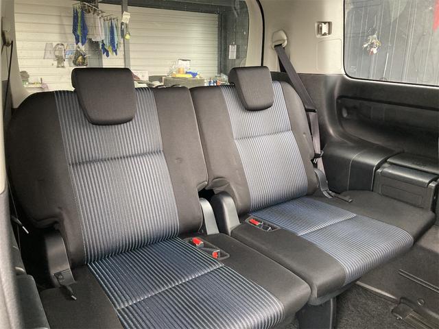 ヴォクシー ＺＳ　４ＷＤ　純正８インチフルセグナビ　ＤＶＤ再生　Ｂｌｕｔｅｔｏｏｔｈ接続　バックカメラ　ＥＴＣ　両側自動ドア　ＨＩＤオートライト　フロントフォグ　コーナーセンサー　リアクーラー　横滑り防止装置　純正ＡＷ（33枚目）