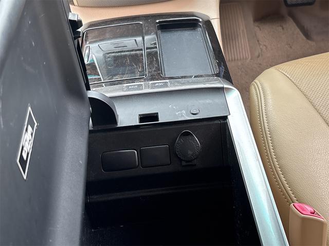 商談ルームにはキッズルームも完備しております！ご家族連れのお客様にも快適な空間をご用意しております。