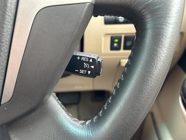 走行距離管理システムを導入し、メーターの改ざんなどの不正もチェックをしています。もちろん異常が発見された場合は展示をしません！ご安心下さい。