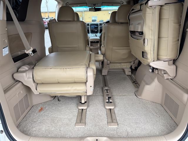 当店は最新鋭の設備を完備した大型工場併設店です☆車検・点検などオーナー様の信頼を得られるよう日々整備士達は努力を欠かしません。ハイブリッドに関する知識や診断機など確りご用意し安心をお届けします☆