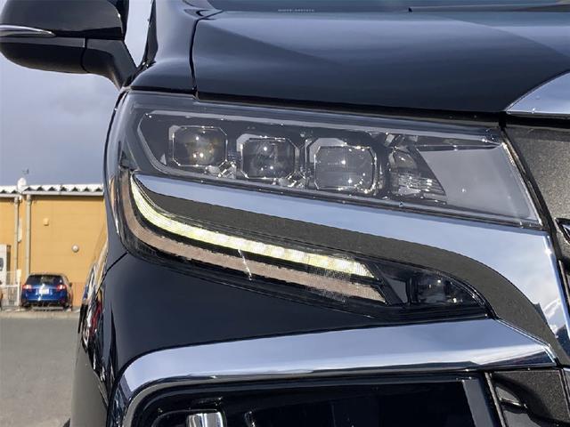 アルファード ２．５Ｓ　Ｃパッケージ　４ＷＤ　セーフティーセンス　Ｔ－ｃｏｎｎｅｃｔナビ　バックカメラ　純正リアモニター　黒革シート　両側パワースライドドア　レーダークルーズ　ＬＥＤヘッドライト　オートハイビーム　パワーシート（53枚目）