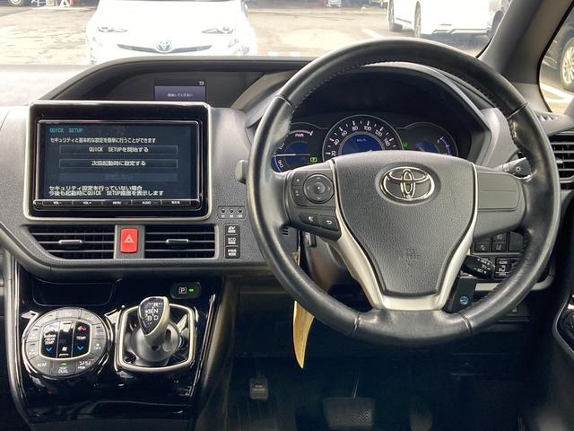 ノア Ｇ　セーフティーセンス？　純正９インチフルセグＳＤナビ　バックカメラ　両側パワースライドドア　ＬＥＤヘッドライト　オートライト　オートハイビーム　クルコン　シートヒーター　ＥＴＣ　横滑り防止装置（14枚目）