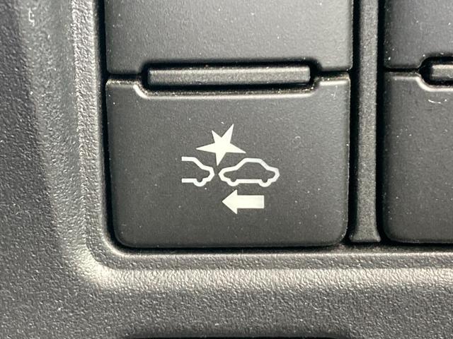 ノア Ｇ　セーフティーセンス？　純正９インチフルセグＳＤナビ　バックカメラ　両側パワースライドドア　ＬＥＤヘッドライト　オートライト　オートハイビーム　クルコン　シートヒーター　ＥＴＣ　横滑り防止装置（19枚目）