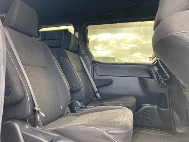 ノア Ｇ　セーフティーセンス？　純正９インチフルセグＳＤナビ　バックカメラ　両側パワースライドドア　ＬＥＤヘッドライト　オートライト　オートハイビーム　クルコン　シートヒーター　ＥＴＣ　横滑り防止装置（30枚目）