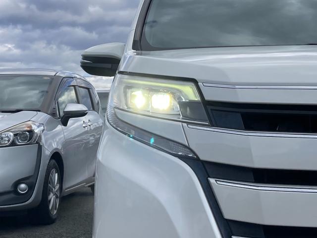 ノア Ｇ　セーフティーセンス？　純正９インチフルセグＳＤナビ　バックカメラ　両側パワースライドドア　ＬＥＤヘッドライト　オートライト　オートハイビーム　クルコン　シートヒーター　ＥＴＣ　横滑り防止装置（44枚目）