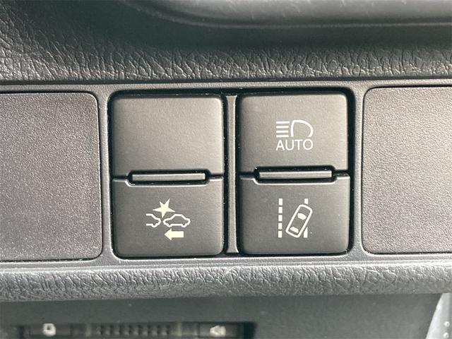 カローラフィールダー ハイブリッドＧ　ダブルバイビー　セーフティセンス　追突防止装置　純正フルセグＳＤナビ　純正ＣＤ　ＤＶＤ再生　Ｂｌｕｔｅｔｏｏｔｈ接続　ＥＴＣ　ＬＥＤオートライト　オートハイビーム　革巻きステア　合皮コンビシート　ステアスイッチ（22枚目）