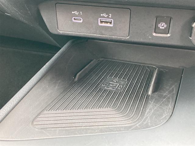 ノート Ｘ　ＦＯＵＲ　４ＷＤ　エマージェンシーブレーキ　プロパイロット　純正フルセグメモリーナビ　ＥＴＣ　ＵＳＢ　全方位モニター　スマートキー　デジタルインナーミラー　クルーズコントロール　シートヒーター　オートライト（27枚目）