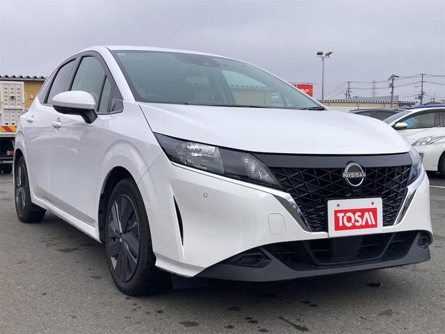 ノート Ｘ　ＦＯＵＲ　４ＷＤ　エマージェンシーブレーキ　プロパイロット　純正フルセグメモリーナビ　ＥＴＣ　ＵＳＢ　全方位モニター　スマートキー　デジタルインナーミラー　クルーズコントロール　シートヒーター　オートライト（41枚目）