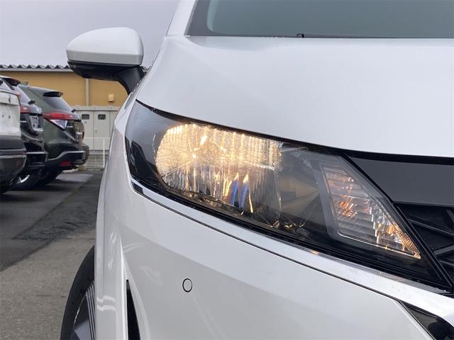 ノート Ｘ　ＦＯＵＲ　４ＷＤ　エマージェンシーブレーキ　プロパイロット　純正フルセグメモリーナビ　ＥＴＣ　ＵＳＢ　全方位モニター　スマートキー　デジタルインナーミラー　クルーズコントロール　シートヒーター　オートライト（48枚目）