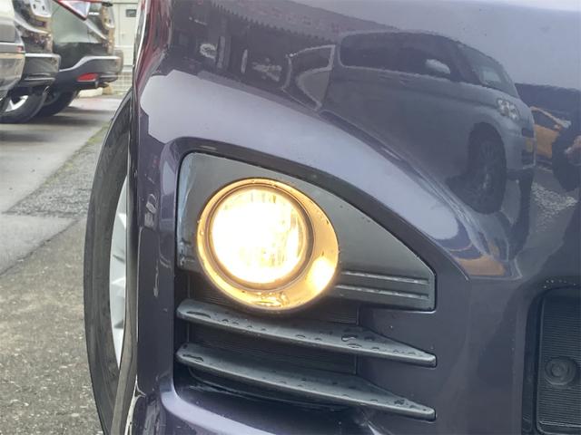 ヴォクシー ＺＳ　４ＷＤ　純正フルセグＳＤナビ　純正ＣＤ　ＤＶＤ再生　バックカメラ　ＥＴＣ　左側自動ドア　革巻きステア　ステアスイッチ　ウォークスルー　ＨＩＤオートライト　社外ドラレコ　純正アルミ　スタッドレスタイヤ有（45枚目）