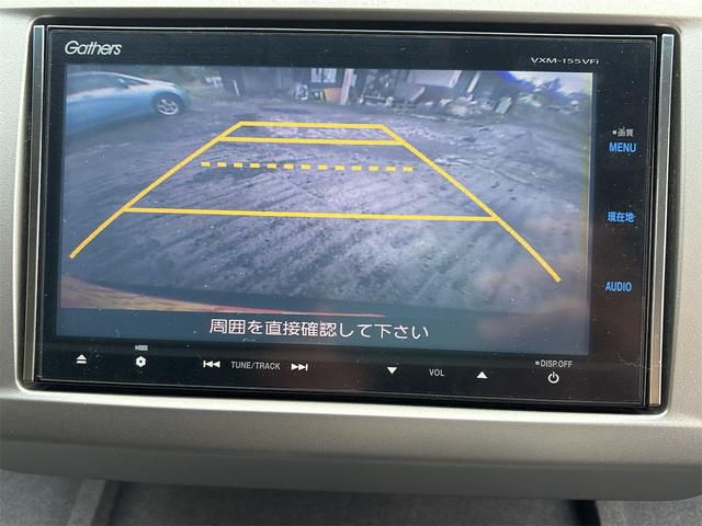 フリードハイブリッド ジャストセレクション ETC バックカメラ ナビ TV オートクルーズコントロール 両側電動スライドドア HID スマートキー アイドリングストップ 電動格納ミラー 3列シート ウォークスルー CVT アルミホイール CD(4枚目)