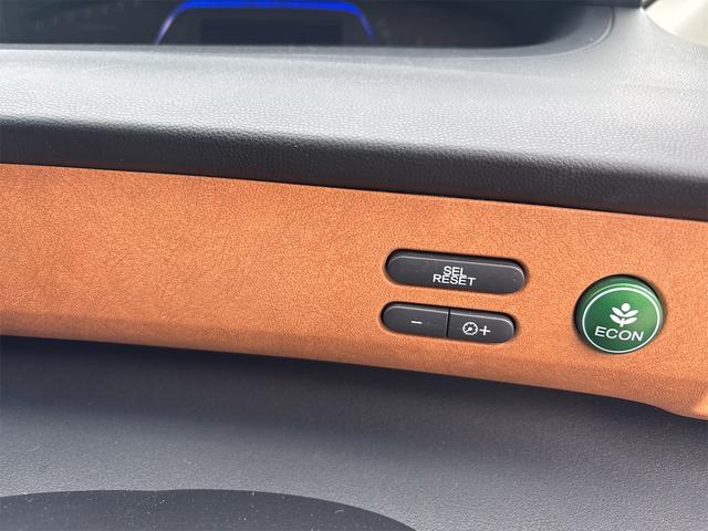フリードハイブリッド ジャストセレクション ETC バックカメラ ナビ TV オートクルーズコントロール 両側電動スライドドア HID スマートキー アイドリングストップ 電動格納ミラー 3列シート ウォークスルー CVT アルミホイール CD(21枚目)