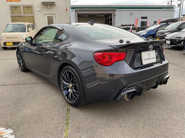 ８６ ＧＴ　走行距離無制限１年保証付き助手席側に傷凹みあり現状渡しです走り込みベースにいかがでしょう？ＢＬＩＴＺ車高調＆インテークパイプ　ＨＫＳマフラー　ＷＥＤＳ１８インチアルミホイール（5枚目）