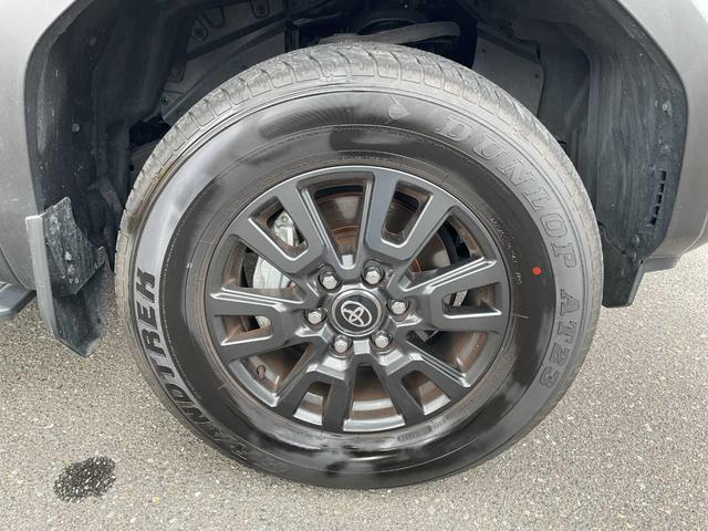 ランドクルーザー２５０ ＶＸ　ワンオーナーユーザー買取車／レザーシート（ベンチレーション＆ヒーター付）／サンルーフ／純正１２．３インチコネクティッドナビ／全周囲カメラ／デジタルインナーミラー／電動バックドア／セーフティセンス（13枚目）