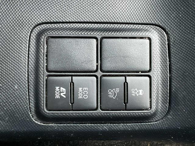 アクア Sスタイルブラック 純正ナビ バックカメラ ビルトインETC スマートキー プッシュスタート クリアランスソナー PKSB 車線逸脱警報 オートマチックハイビーム(18枚目)