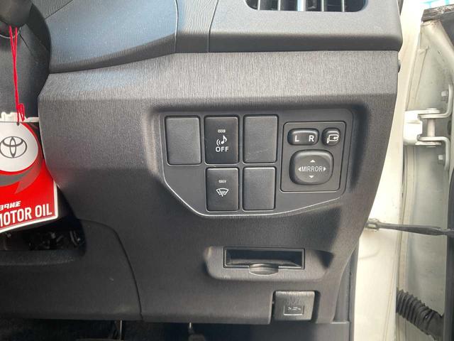 プリウス S ワンオーナー純正ナビワンセグTVバックカメラスマートキーHIDヘッドライトハイブリット1800cc(24枚目)