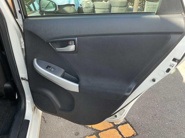 プリウス S ワンオーナー純正ナビワンセグTVバックカメラスマートキーHIDヘッドライトハイブリット1800cc(39枚目)