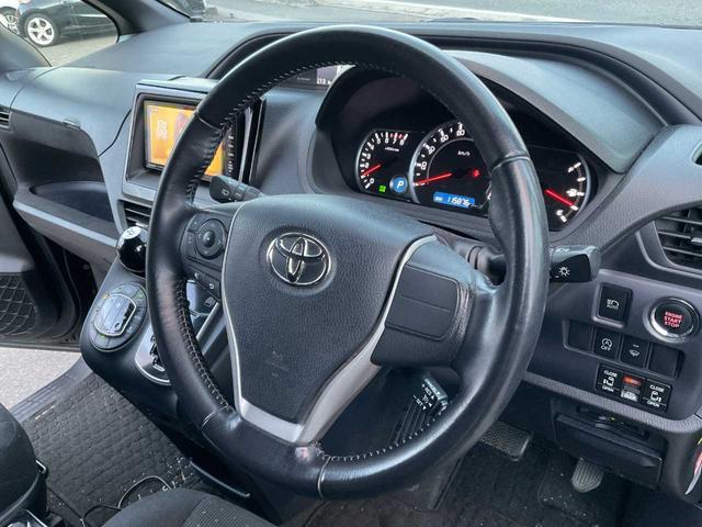 ヴォクシー Ｖ　Ｗエアバッグ　ＥＳＣ　スマートキー　両側電動スライドドア　ＨＩＤヘッドライト　オートライト　オートハイビーム　オートクルーズ　メモリーナビ　フルセグＴＶ　ＤＶＤ　後席モニター　バックカメラ　ドラレコ（30枚目）