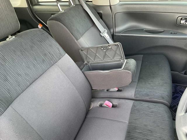 タント カスタムＸ　Ｗエアバッグ　ＡＢＳ　電格ミラー　キーレス　片側電動スライドドア　ＨＩＤヘッドライト　フロントフォグ　ＳＤナビ　フルセグＴＶ　ＣＤＤＶＤ　Ｂｌｕｅｔｏｏｔｈ　バックカメラ（19枚目）