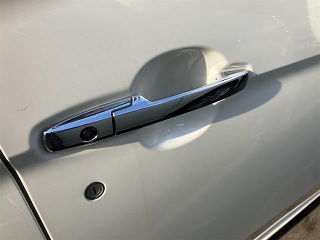 Ｎ－ＯＮＥ Ｇ・Ａパッケージ　ＥＴＣ　バックカメラ　ナビ　ＴＶ　衝突被害軽減システム　オートライト　ＨＩＤ　スマートキー　アイドリングストップ　電動格納ミラー　ベンチシート　ＣＶＴ　盗難防止システム　ＡＢＳ　ＥＳＣ　衝突安全ボディ（33枚目）