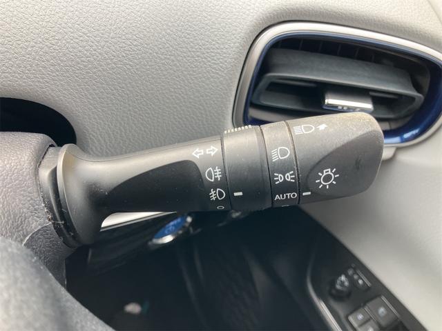 TOYOTA PRIUS A PREMIUM TOURING SELECTION