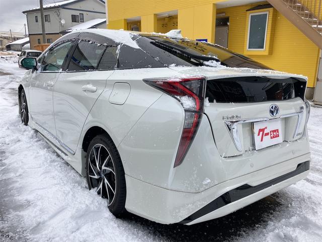 TOYOTA PRIUS A PREMIUM TOURING SELECTION