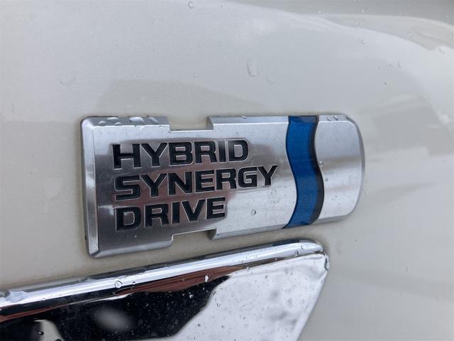 TOYOTA PRIUS A PREMIUM TOURING SELECTION