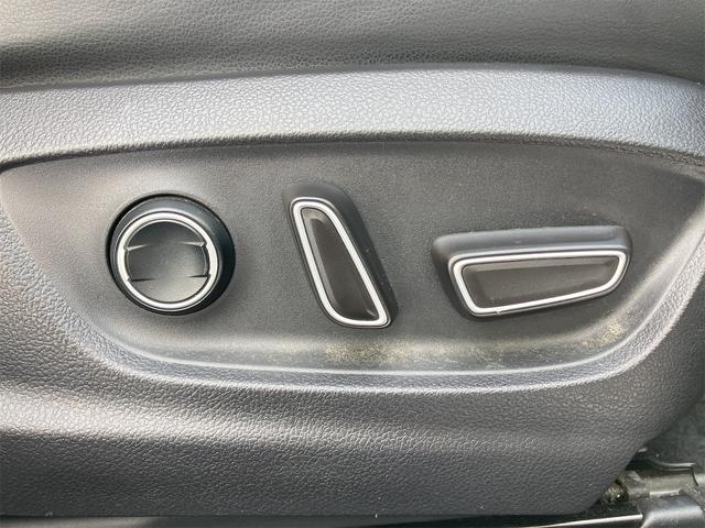 TOYOTA PRIUS A PREMIUM TOURING SELECTION