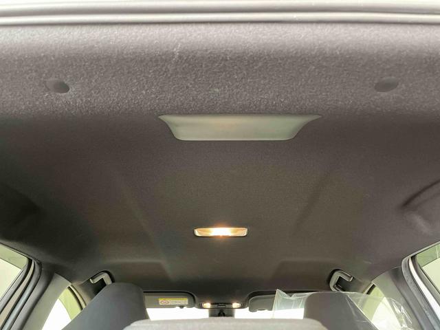 ヤリス ハイブリッドX(12枚目)