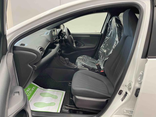 ヤリス ハイブリッドX(13枚目)