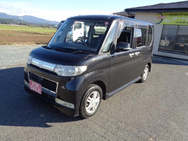 タント カスタムＸ　４ＷＤ　スライドドア（3枚目）