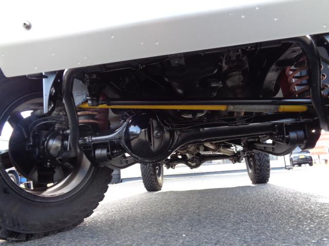 ジムニー ＸＧ　４ＷＤ　３インチリフトアップ　前後ショートバンパー　タニグチマフラー　ジオランダーＭＴ　社外アルミ　レカロシート　５速マニュアル（25枚目）