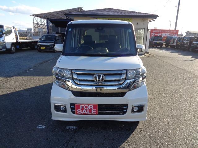 Ｎ－ＢＯＸカスタム Ｇ　ターボＳＳパッケージ　４ＷＤ　両側パワースライドドア　ターボ　純正ナビ　地デジ　ＤＶＤ再生　バックカメラ　左右シートヒーター　ブレーキサポート　クルーズコントロール　オートライト　オートエアコン　ステアスイッチ　ＥＴＣ（2枚目）