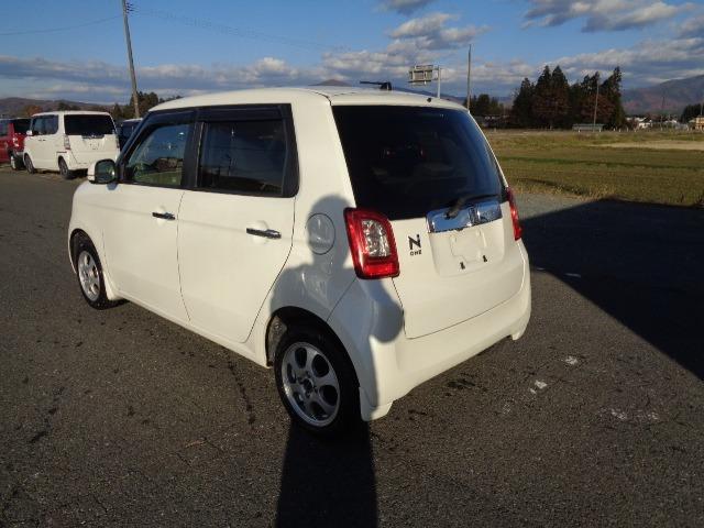 Ｎ－ＯＮＥ Ｇ・Ｌパッケージ　４ＷＤ　エンジンスターター　バックカメラ　スマートキー　プッシュスタート　ＥＴＣ　オートエアコン　インパネオートマ（5枚目）