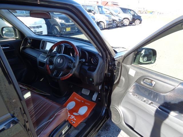 Ｎ－ＯＮＥ ツアラー・Ｌパッケージ　４ＷＤ　ターボ　エンジンスターター　ナビ　地デジ　バックカメラ　Ｂｌｕｅｔｏｏｔｈオーディオ　ＵＳＢポート　社外マフラー　クルーズコントロール　オートライト　オートエアコン（15枚目）