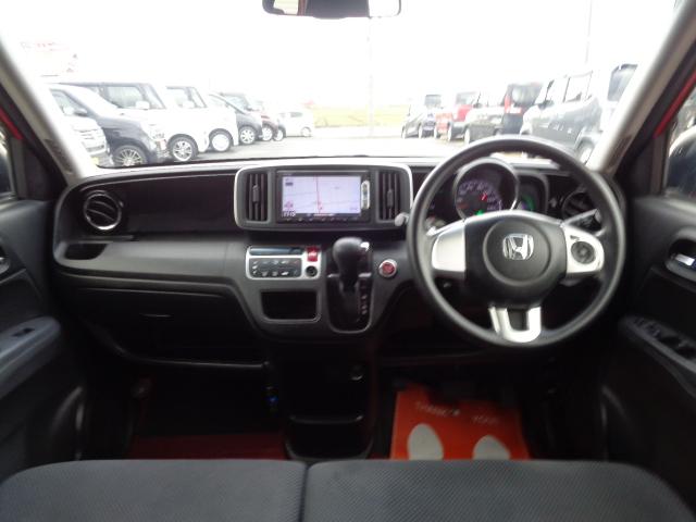 Ｎ－ＯＮＥ ツアラー・Ａパッケージ　ターボ　無限エアロパーツ　無限マフラー　クルーズコントロール　ＥＴＣ　１５インチアルミ　レーダーブレーキサポート　誤発進防止　ステアリングシフト（13枚目）