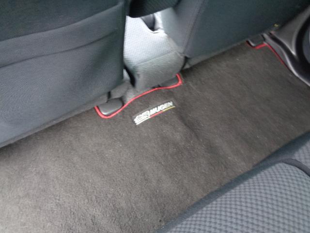 Ｎ－ＯＮＥ ツアラー・Ａパッケージ　ターボ　無限エアロパーツ　無限マフラー　クルーズコントロール　ＥＴＣ　１５インチアルミ　レーダーブレーキサポート　誤発進防止　ステアリングシフト（18枚目）