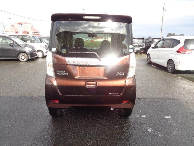 デイズルークス ハイウェイスター　Ｘ　４ＷＤ　パワースライドドア　ナビ　フルセグ　Ｂｌｕｅｔｏｏｔｈオーディオ　アラウンドビューモニター　ＤＶＤ再生　ＥＴＣ　ブレーキサポート　オートライト　オートエアコン　プッシュスタート　スマートキー（6枚目）