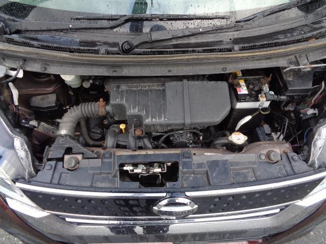 デイズルークス ハイウェイスター　Ｘ　４ＷＤ　パワースライドドア　ナビ　フルセグ　Ｂｌｕｅｔｏｏｔｈオーディオ　アラウンドビューモニター　ＤＶＤ再生　ＥＴＣ　ブレーキサポート　オートライト　オートエアコン　プッシュスタート　スマートキー（27枚目）