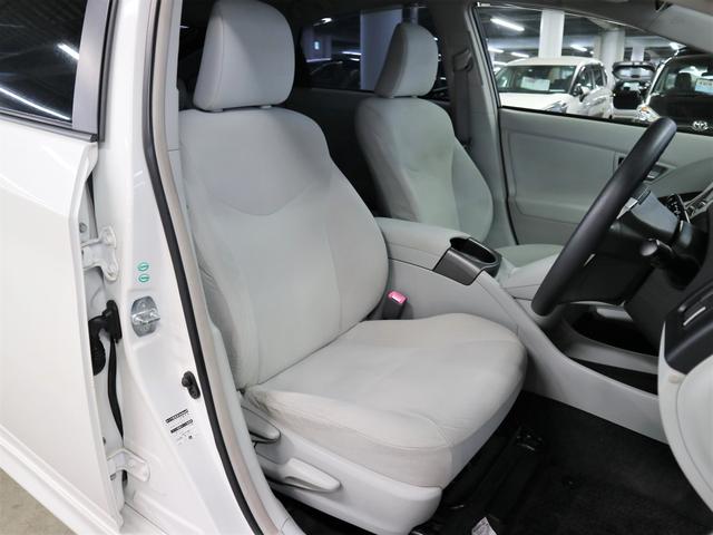 S 禁煙車 スマートキー&プッシュスタート ステリモ ETC 純正SDナビ&フルセグ DVD再生 バックカメラ Bluetooth接続 シートヒーター HIDヘッドライト フォグ 社外アルミホイール(12枚目)