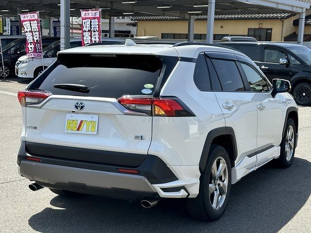 ＲＡＶ４ ハイブリッドＧ　４ＷＤ　禁煙車【モデリスタフルエアロ】【衝突被害軽減サポート＆レーンアシスト】レーダークルーズコントロール　コーナーセンサー　パワーバックドア　オートハイビーム【純正９インチナビ】バックカメラ（3枚目）