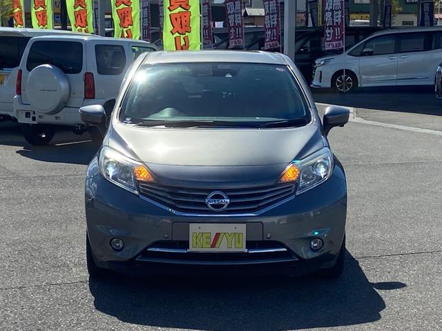 ノート メダリスト　禁煙車【衝突被害軽減サポート＆レーンアシスト＆コーナーセンサー】【純正ＳＤナビ＆フルセグＴＶ＆Ｂｌｕｅｔｏｏｔｈ＆アラウンドビューモニター】スマートキー　横滑り防止装置　アイドリングストップ（17枚目）