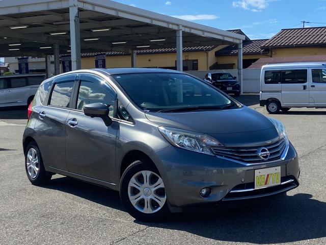 ノート メダリスト　禁煙車【衝突被害軽減サポート＆レーンアシスト＆コーナーセンサー】【純正ＳＤナビ＆フルセグＴＶ＆Ｂｌｕｅｔｏｏｔｈ＆アラウンドビューモニター】スマートキー　横滑り防止装置　アイドリングストップ（18枚目）