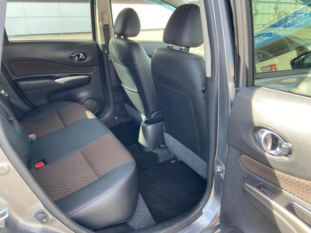 ノート メダリスト　禁煙車【衝突被害軽減サポート＆レーンアシスト＆コーナーセンサー】【純正ＳＤナビ＆フルセグＴＶ＆Ｂｌｕｅｔｏｏｔｈ＆アラウンドビューモニター】スマートキー　横滑り防止装置　アイドリングストップ（24枚目）