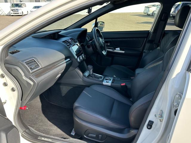 当社の展示車は全車両に車両状態説明書を掲示しております。修復歴の有無は勿論、ドア等の外板の交換歴の有無までも表示☆口頭説明では無く書面にてお渡ししております☆