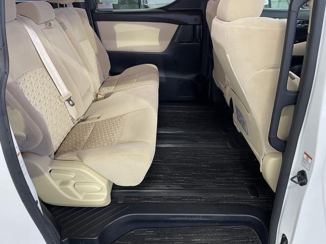 アルファード ２．５Ｘ　４ＷＤ　禁煙車　寒冷地仕様　ワンオーナー【フリップダウンモニター＆アルパイン８インチナビ＆フルセグＴＶ＆Ｂｌｕｅｔｏｏｔｈ＆バックカメラ】両側電動スライドドア　コーナーセンサー　スマートキー（25枚目）