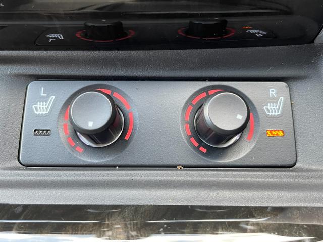 ナビ、オーディオ各種取扱いしています。コストパフォーマンスに優れたものからハイクオリティな機種まで　クレジットに組み込む事ももちろん可能です。詳細は営業スタッフまで！