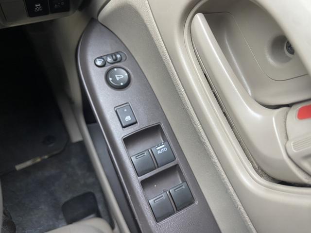 N-ONE G 禁煙車 ワンオーナー【社外オーディオ&CD再生&USB接続】スマートキー&プッシュスタート 横滑り防止装置 ヘッドライトレベライザー アイドリングストップ オートエアコン 電動格納ドアミラー(30枚目)