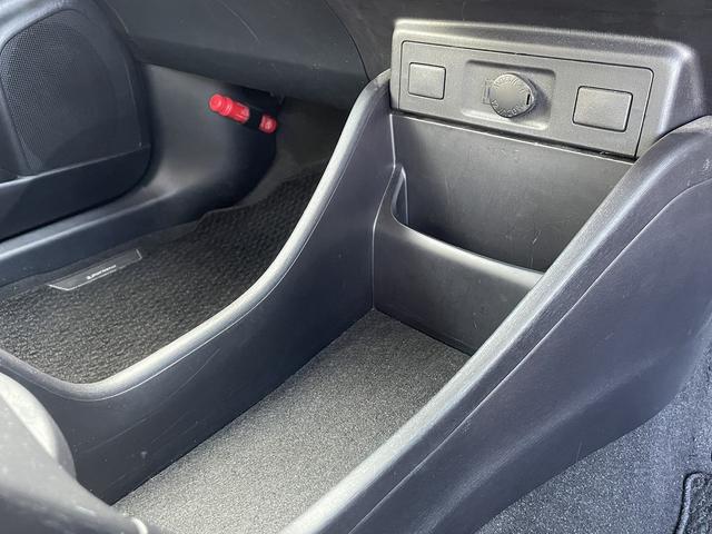 ☆ケーユーのコンセプト☆【１】走行距離８万ｋｍ以下の低走行車＆関東関西方面仕入で下廻りの状態もＧＯＯＤ車メイン【２】他店在庫も一部車両を除き取寄せ陸送費無料【３】全店舗の敷地内に指定・認証工場完備