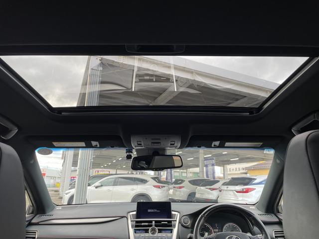 弊社ではインターネットでの遠方販売に自信があります。店頭でのご納車であれば、お車を持ち込まずに名義変更等のお手続きが出来ますので、ご近所の販売会社で購入する場合と変わらぬ諸経費にてご購入可能です♪